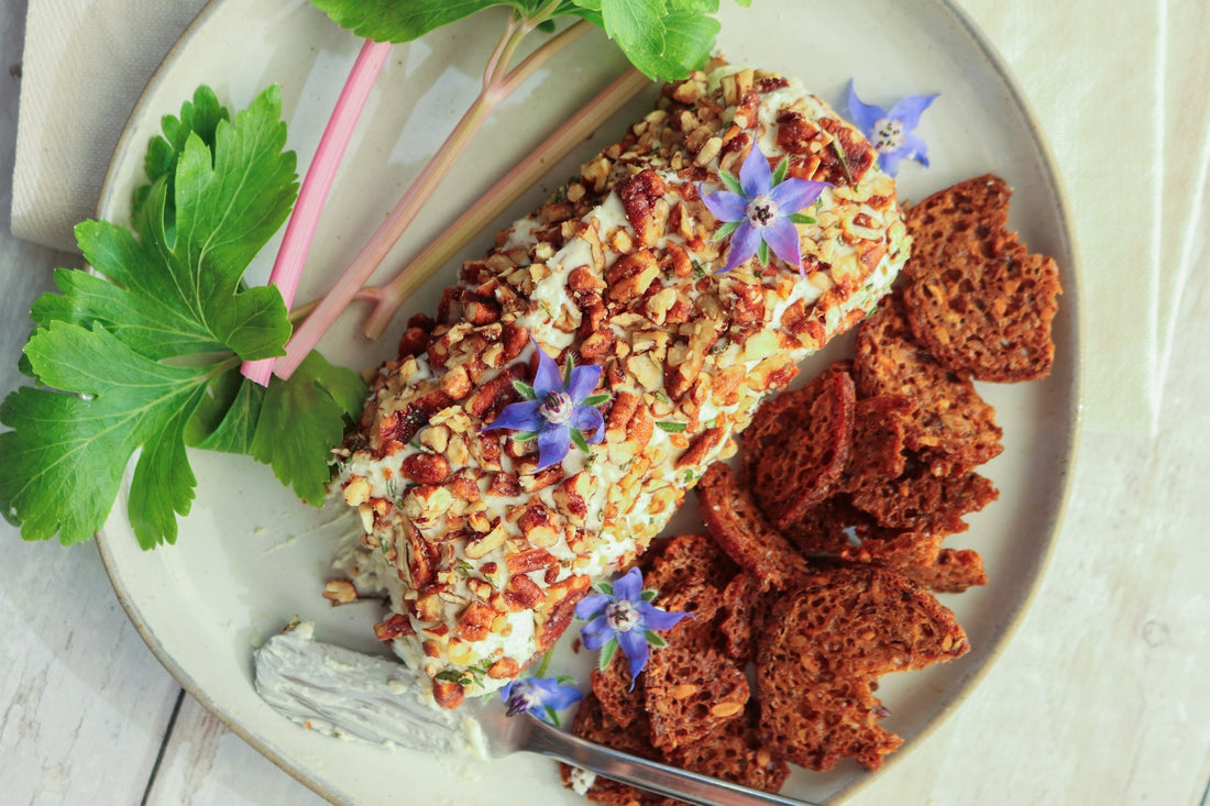 Original Blue cheese log with bacon