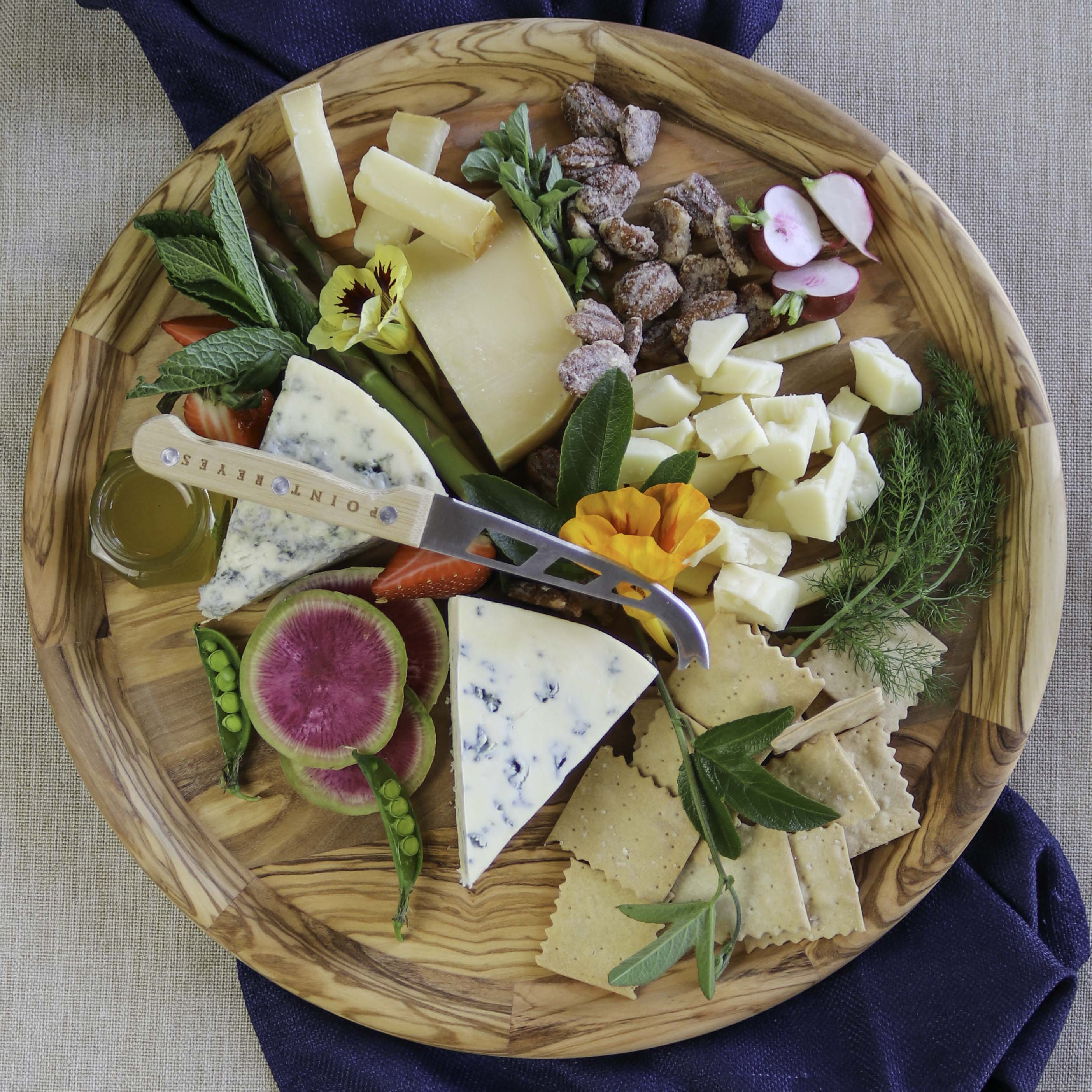 Point Reyes Mini Brie Taste of Point Reyes – Point Reyes Farmstead Cheese Company